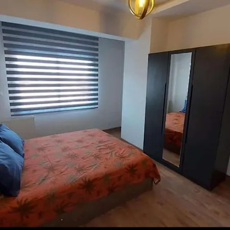 Kadinlar Denizinde Harika Konumda 2+1 Luks Daire Apartmán