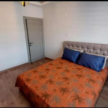 Appartement Kadinlar Denizinde Harika Konumda 2+1 Luks Daire *